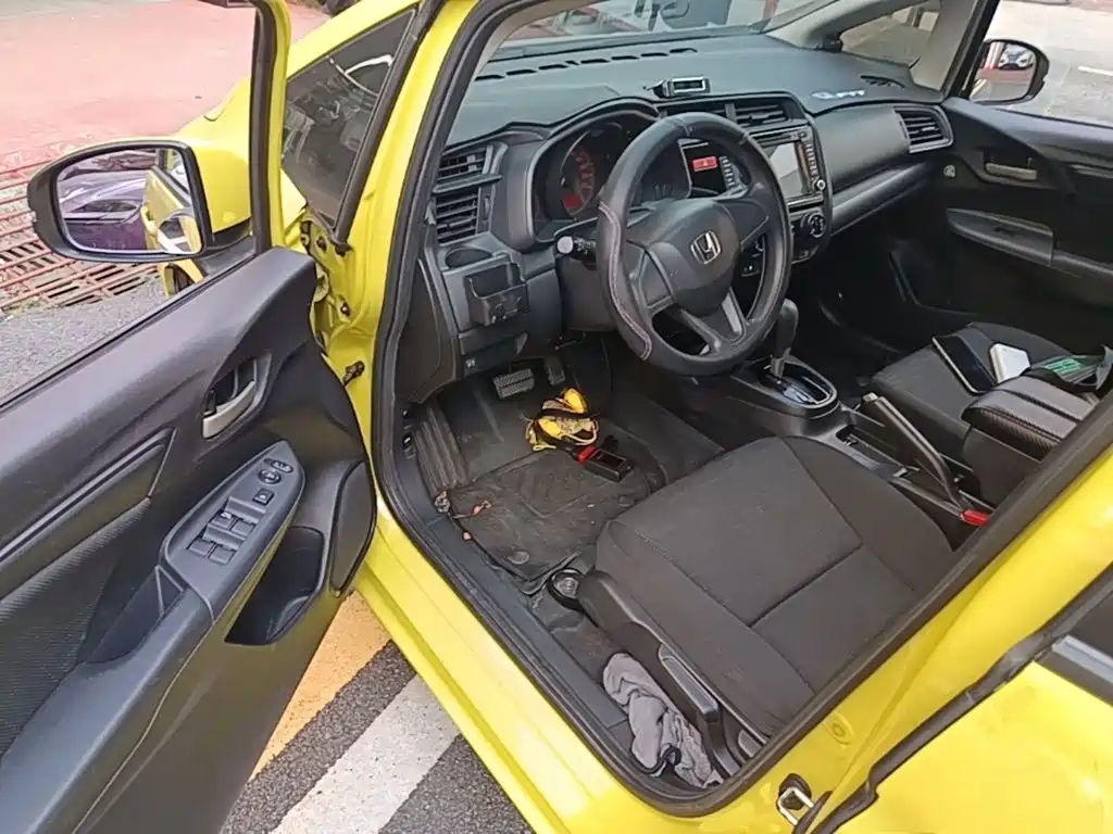 Honda Fit — миниатюра 16