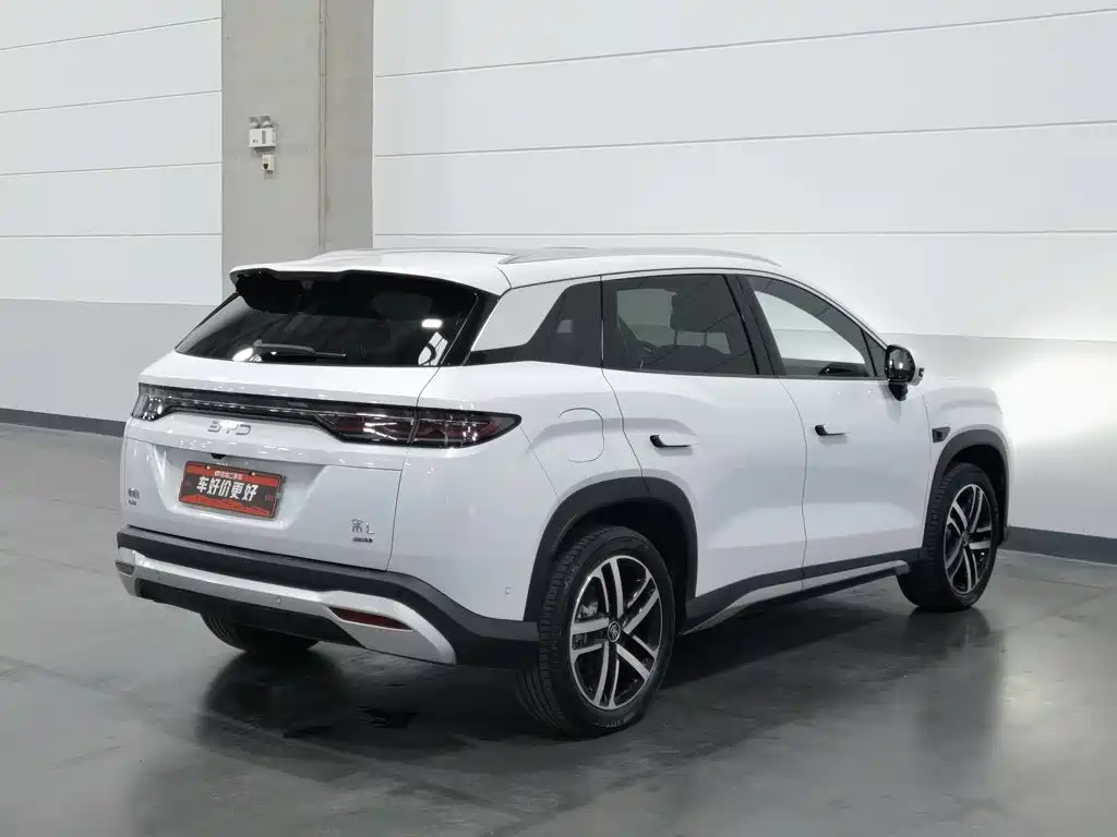 BYD L DM-i — миниатюра 2