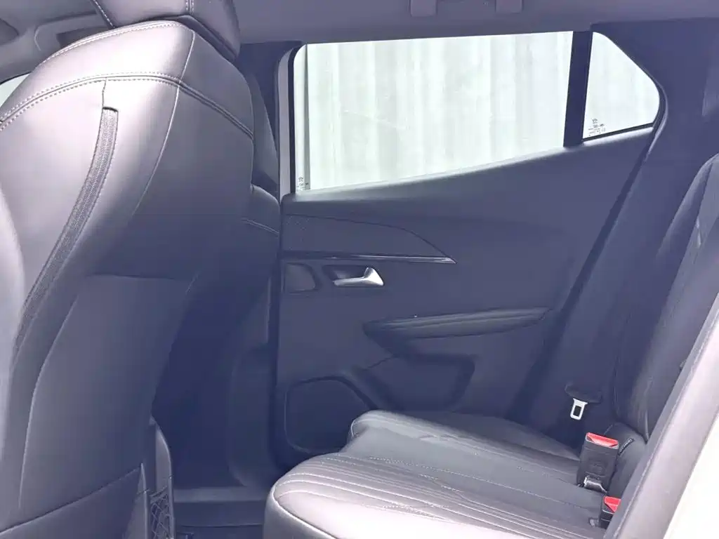 Peugeot 2008 - фото 7