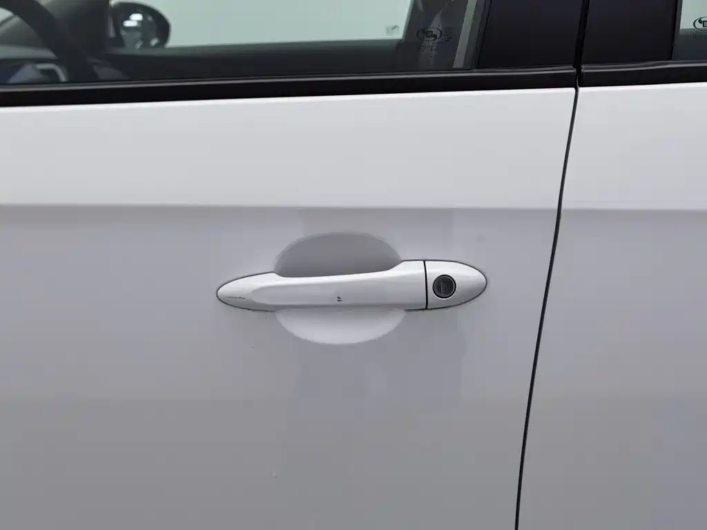 Buick Excelle — миниатюра 18