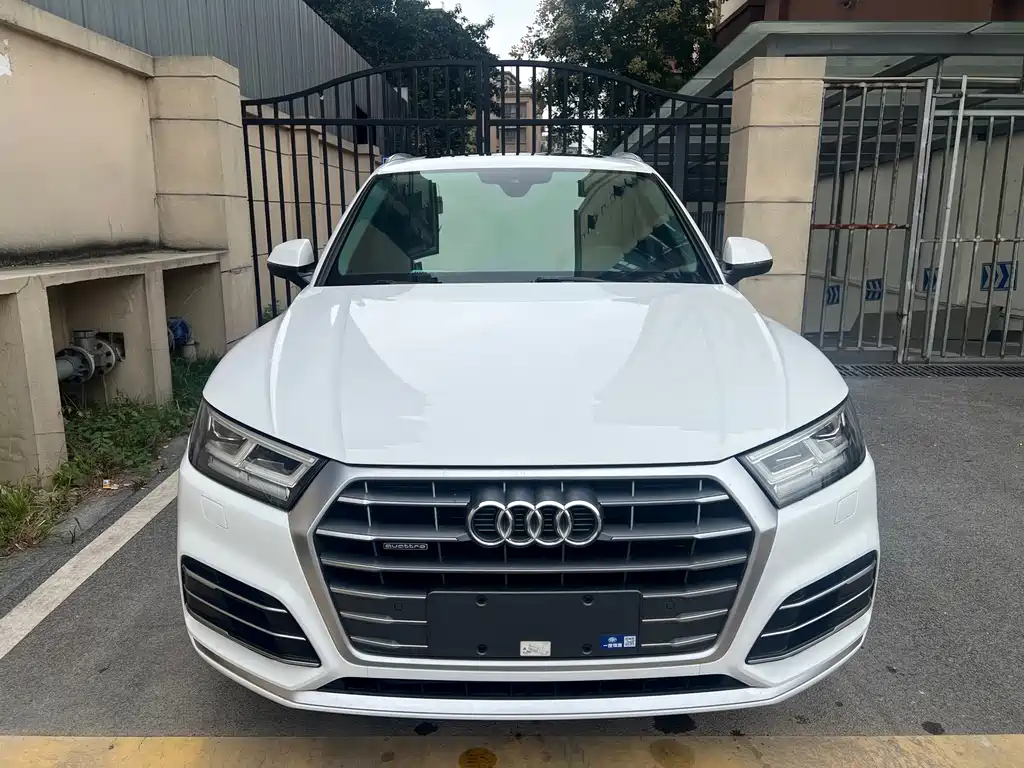Audi Q5L — миниатюра 2