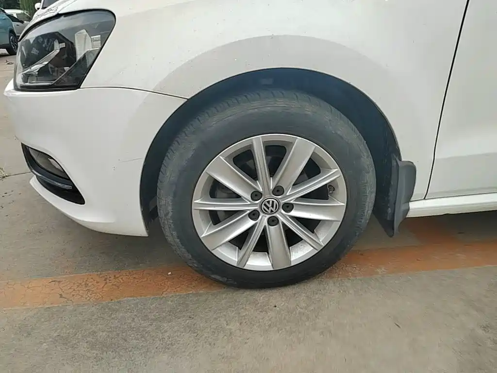 Volkswagen Polo — миниатюра 23