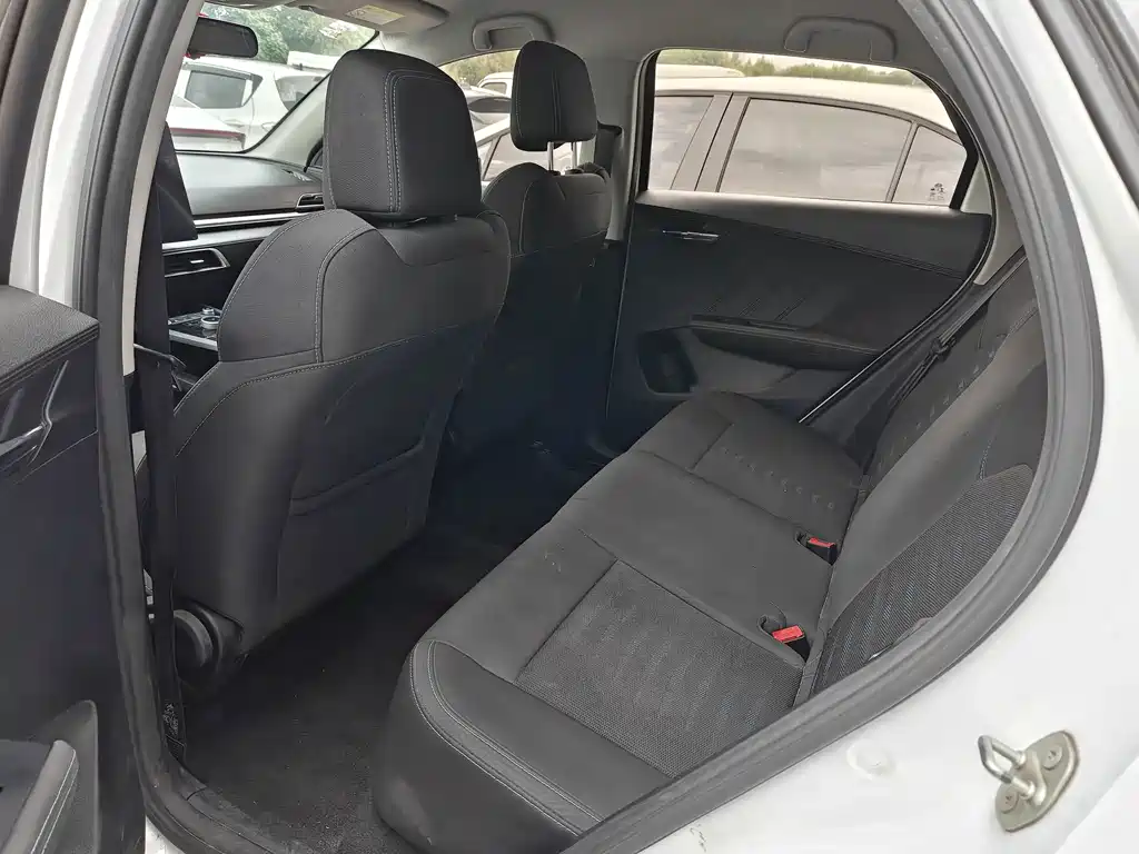 BYD e2 — миниатюра 6