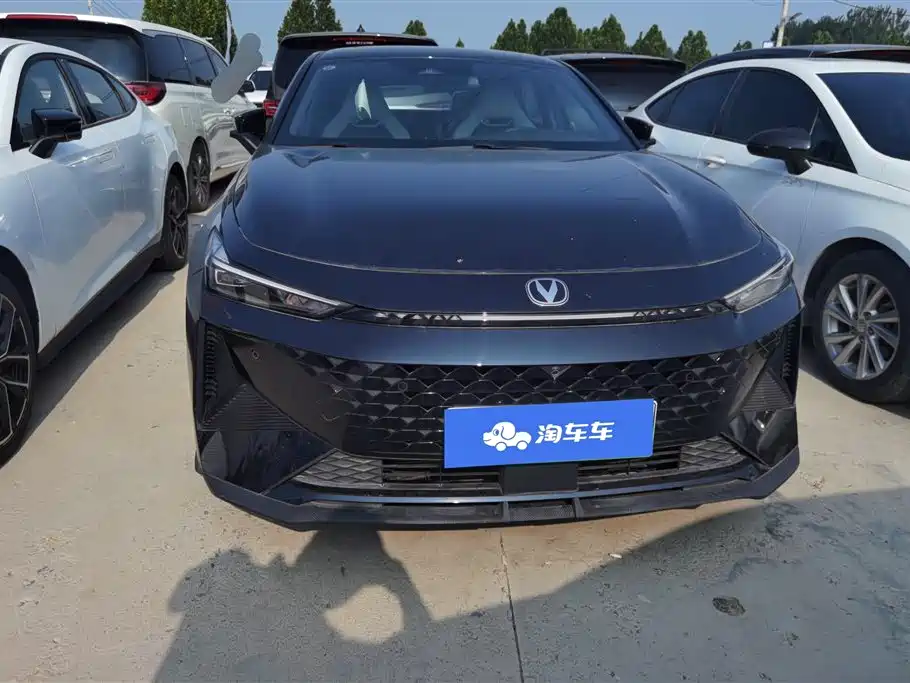 CHANGAN UNI V SMART IDD