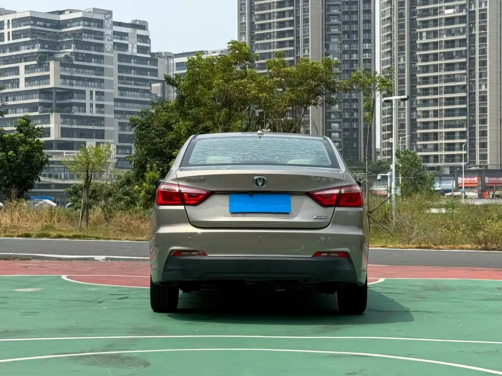 Changan V7 — миниатюра 5