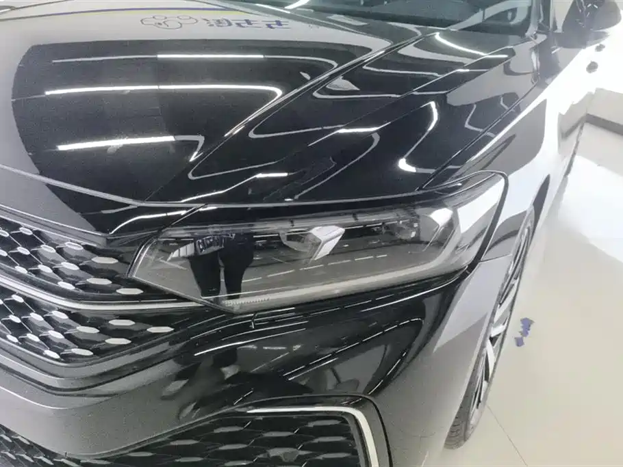 Volkswagen Passat 2023 330TSI Elite