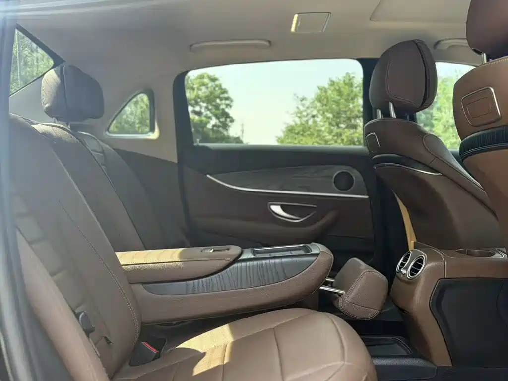 Mercedes-Benz E-Class E 2018 E 200 L Sport
