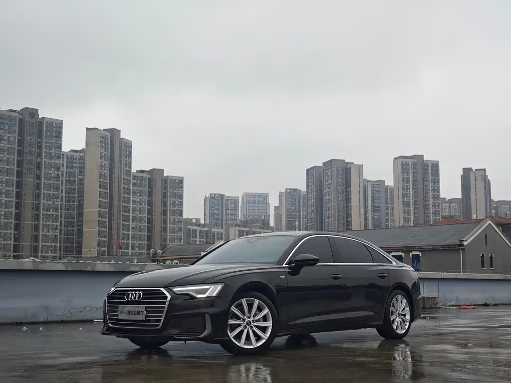 Audi A6L 2022