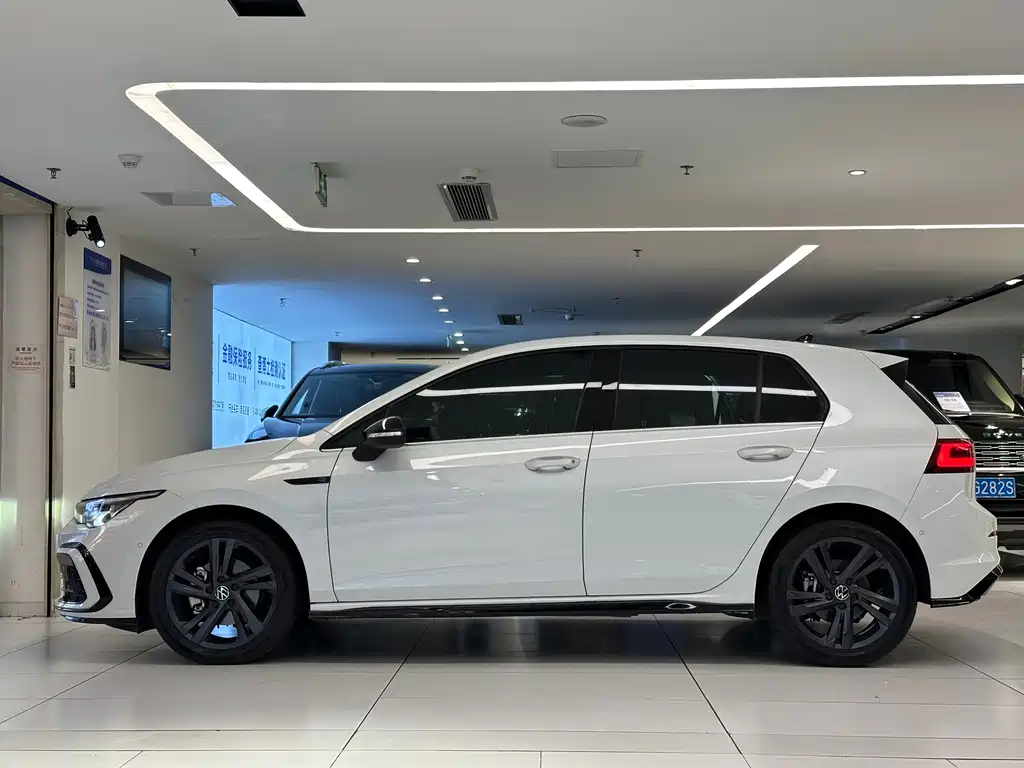 Volkswagen Golf — миниатюра 4