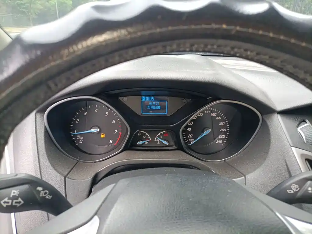 Ford Focus — миниатюра 7