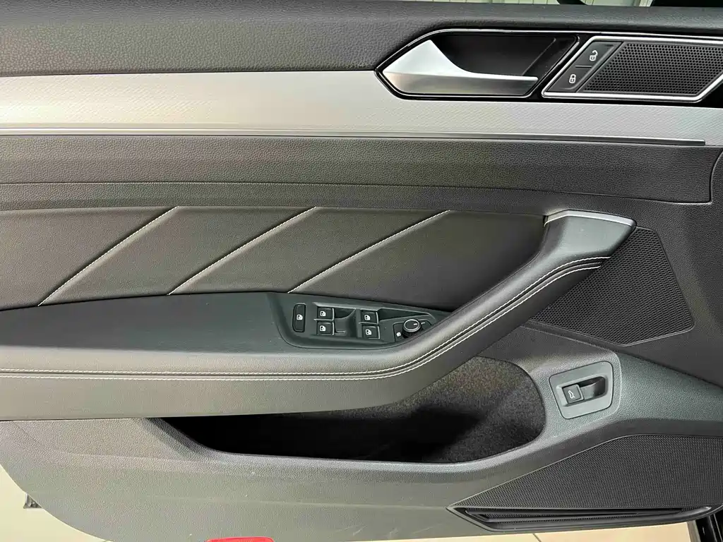 Volkswagen Magotan — миниатюра 8