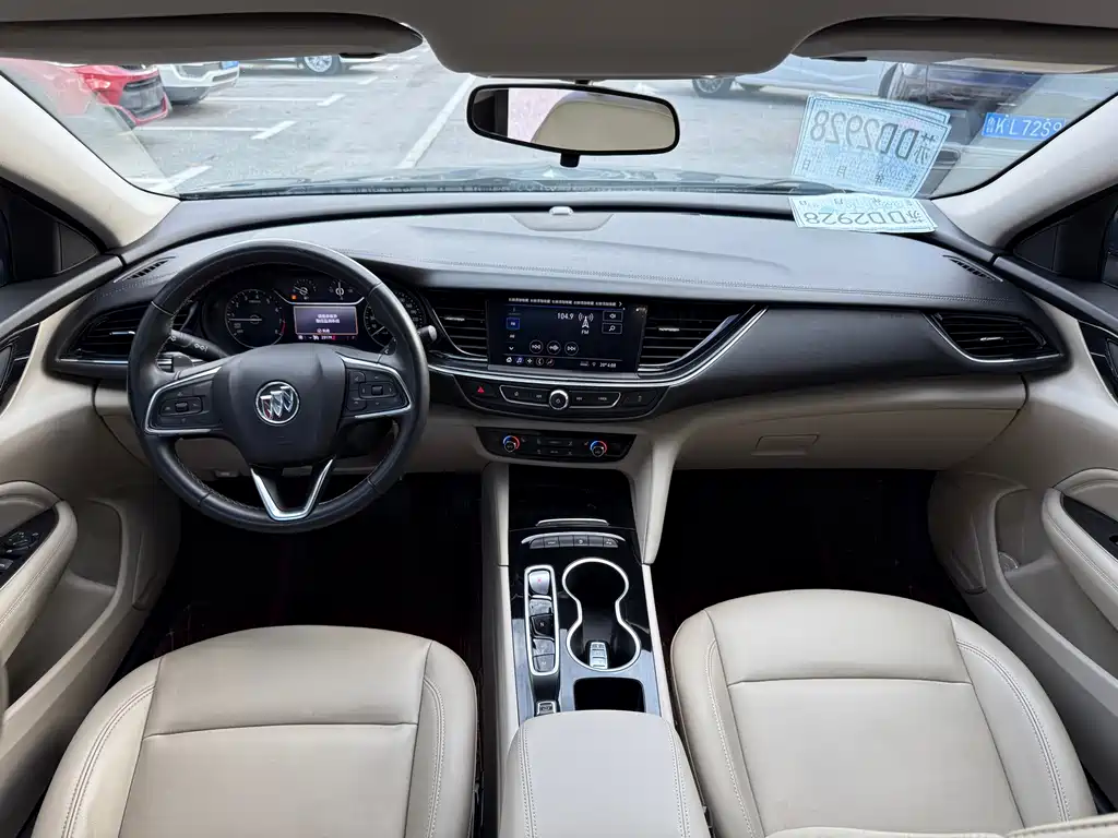 Buick Regal — миниатюра 9