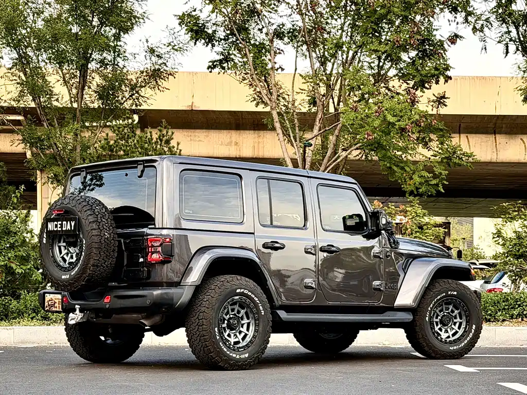 Jeep Wrangler — миниатюра 4