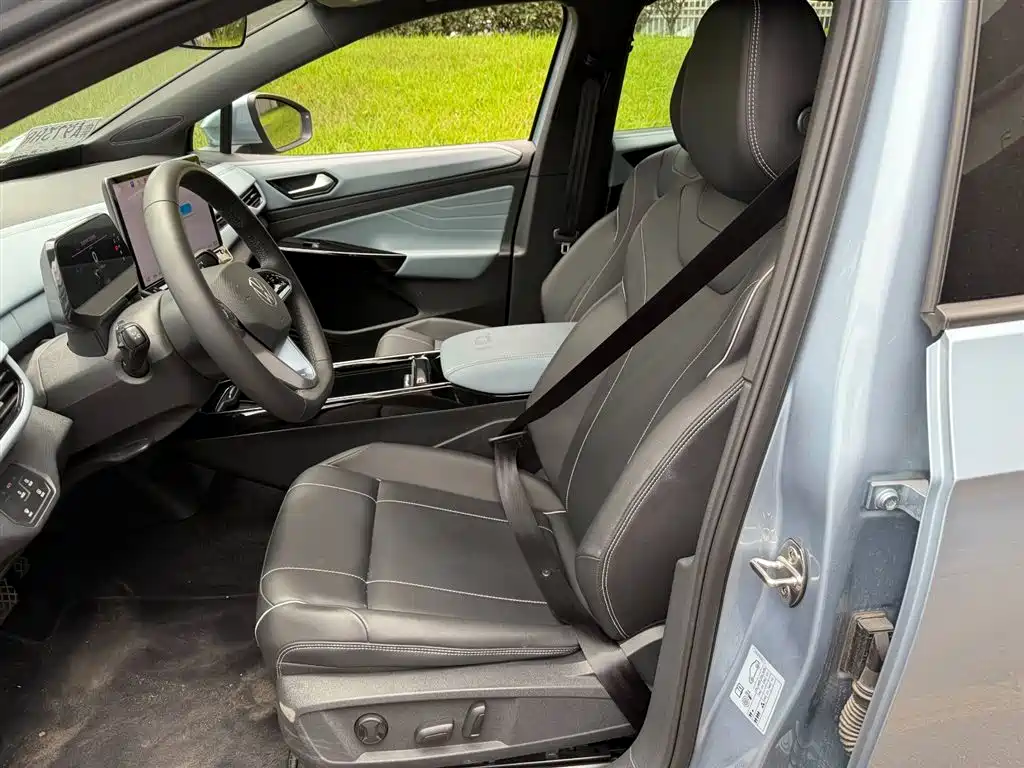 Volkswagen ID.4 X 2025 Smart