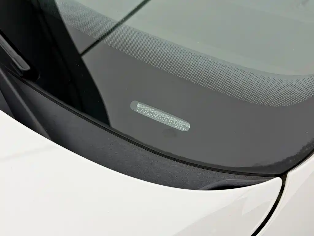 Volkswagen Polo — миниатюра 34