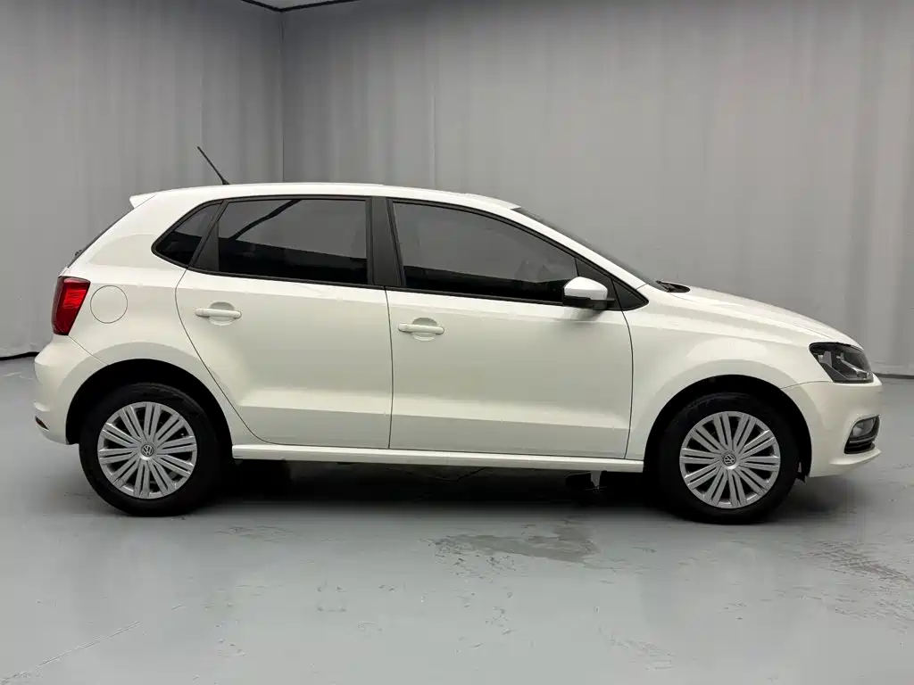 Volkswagen Polo — миниатюра 4