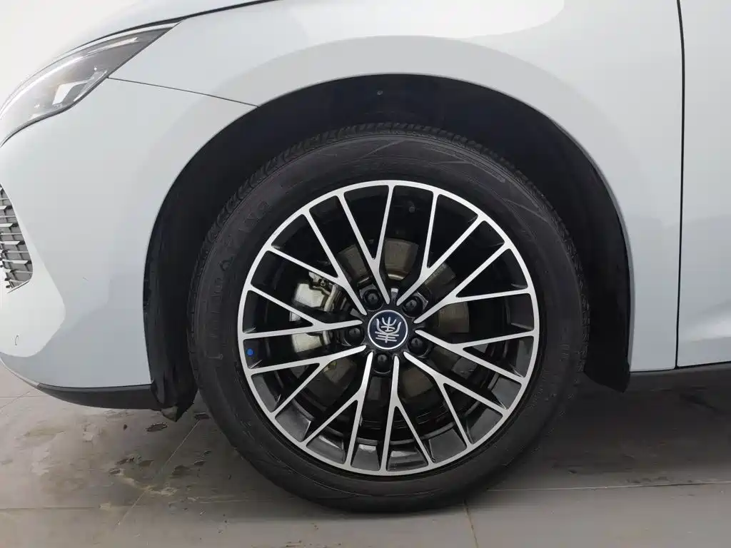 BYD Qin L — миниатюра 17