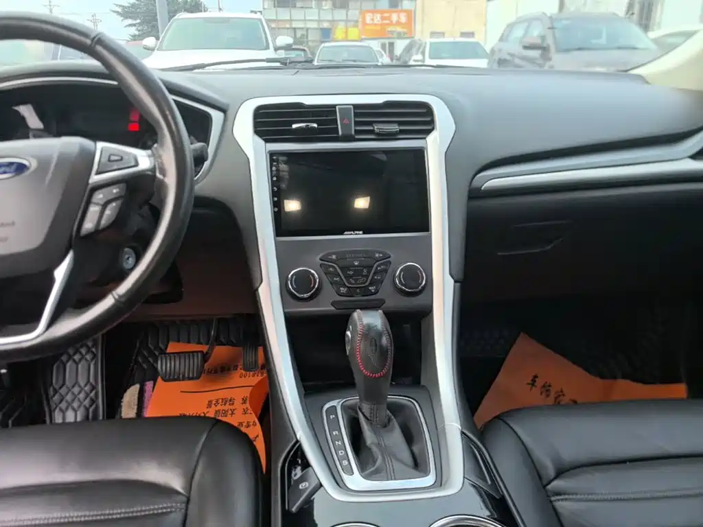 Ford Mondeo — миниатюра 13