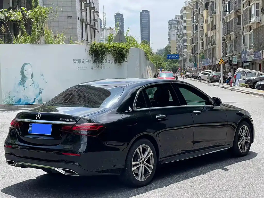 Mercedes-Benz E-Class E 2022 E 260 L Sport