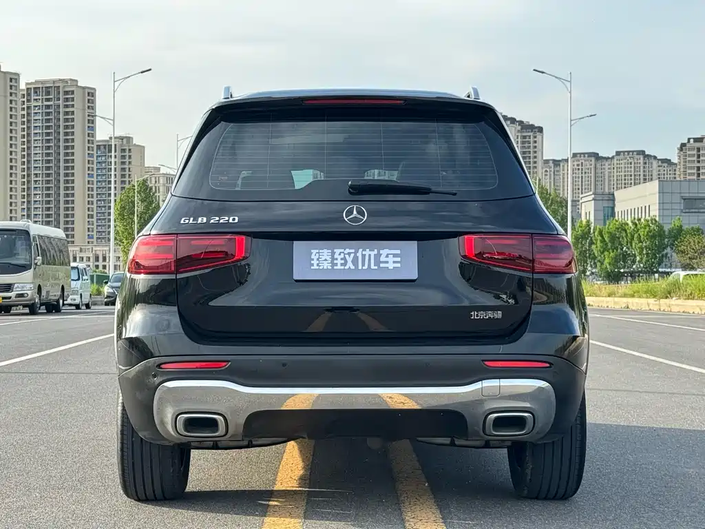 Mercedes-Benz GLB 2024 GLB 220