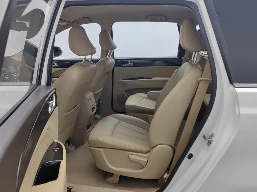 Baojun 730 — миниатюра 15