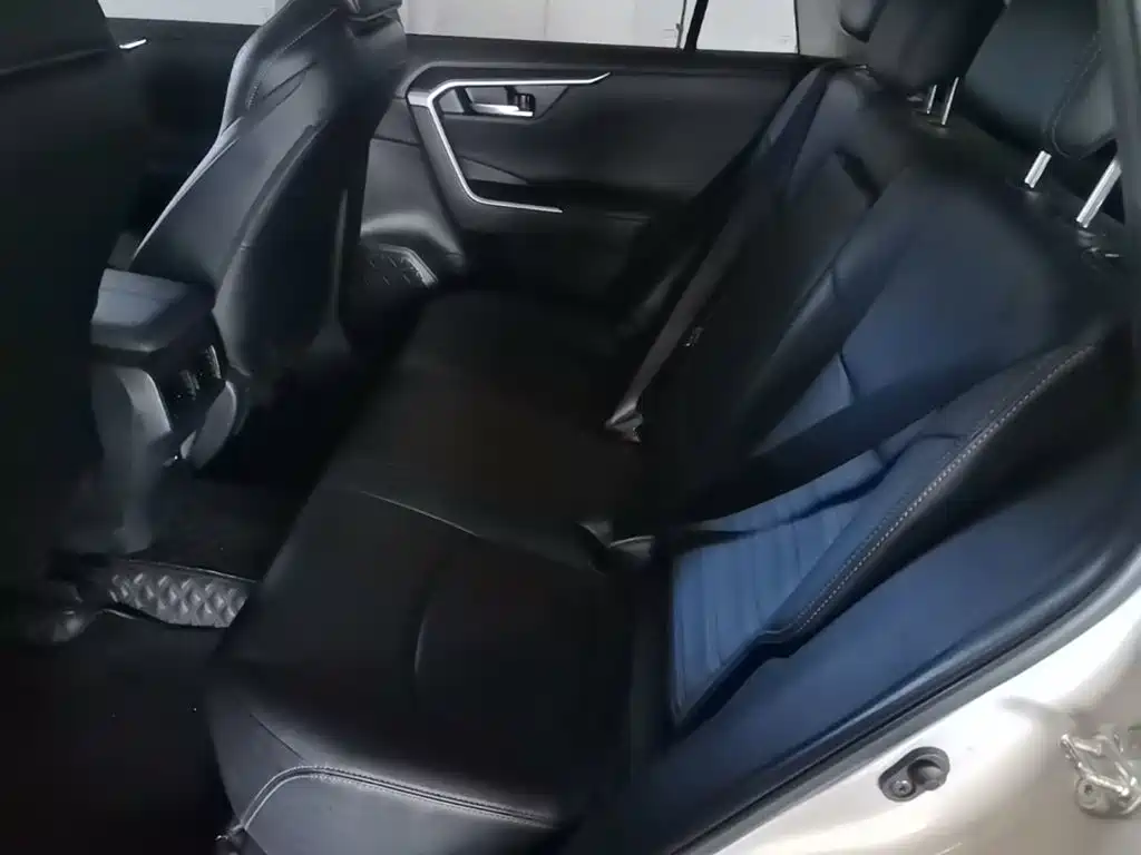 Toyota Wildlander — миниатюра 17