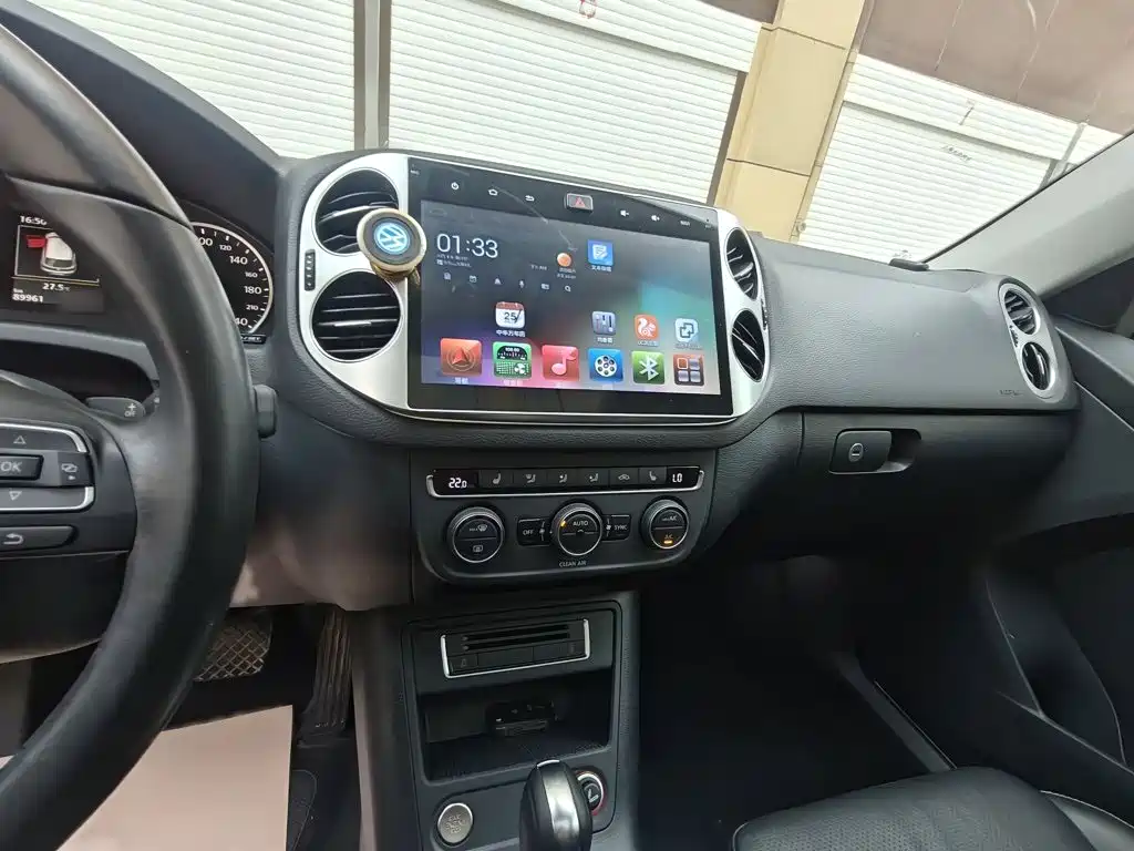 Volkswagen Tiguan — миниатюра 6