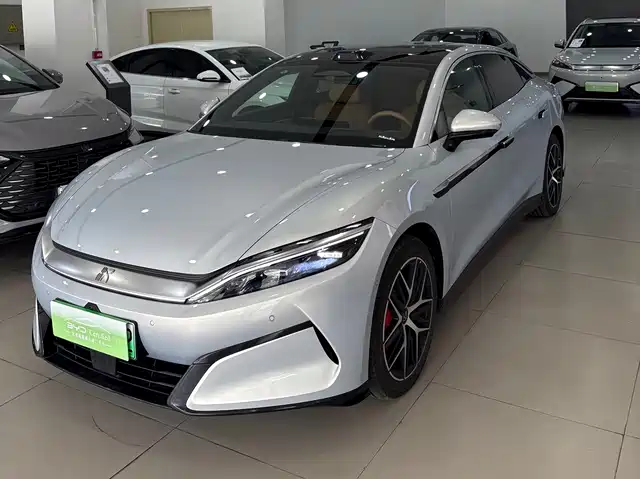 2025 BYD Han