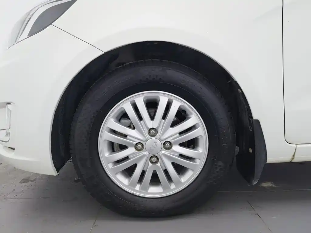 Kia K2 — миниатюра 17