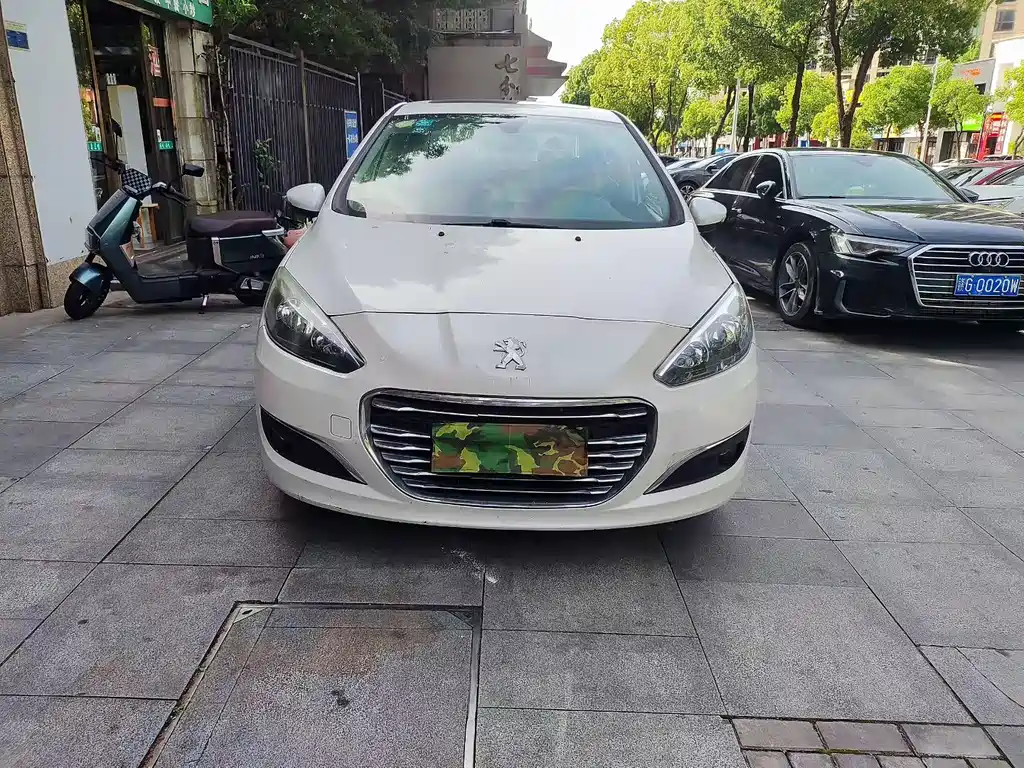 Peugeot 308 2016