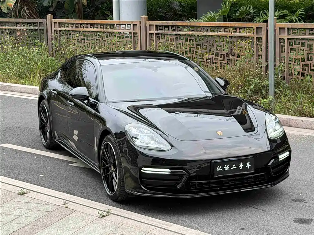 Porsche Panamera 2018