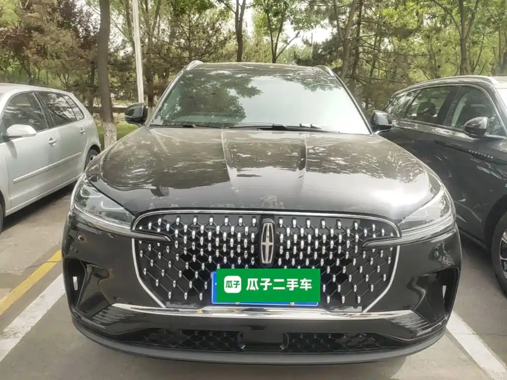 Lincoln Aviator 2024 3.0T V6 мест