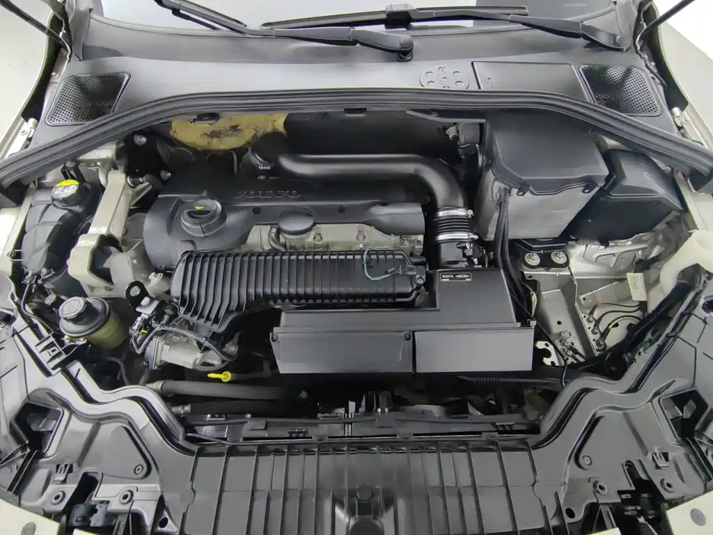 Volvo S60 — миниатюра 6