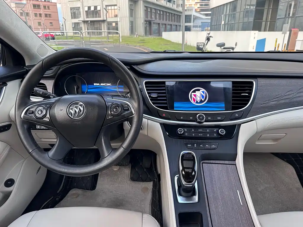 Buick LaCrosse — миниатюра 15