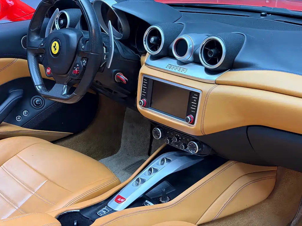 Ferrari California T — миниатюра 13