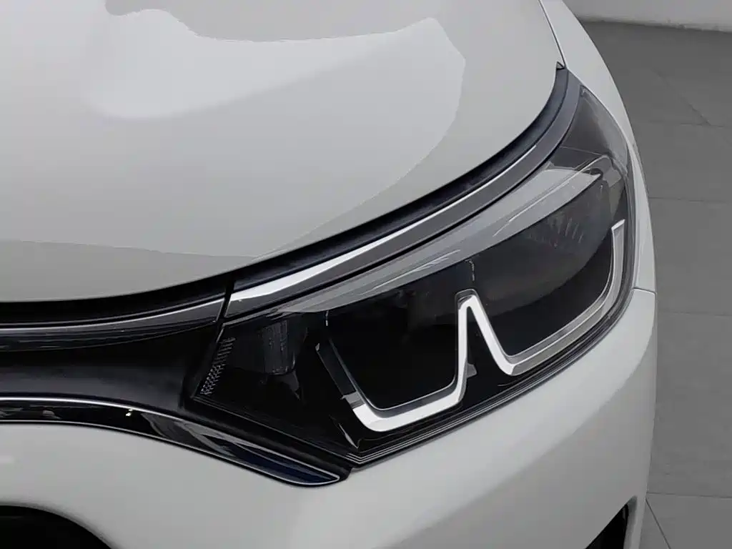 Citroen C3-XR — миниатюра 7