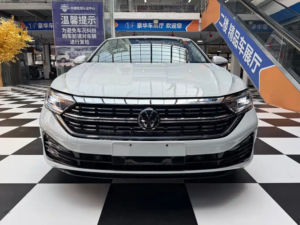 Volkswagen Sagitar — миниатюра 2