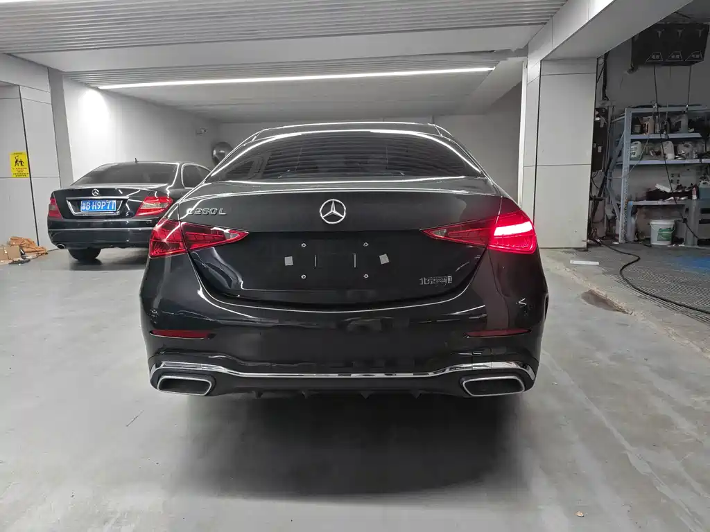 Mercedes-Benz C-Class — миниатюра 14