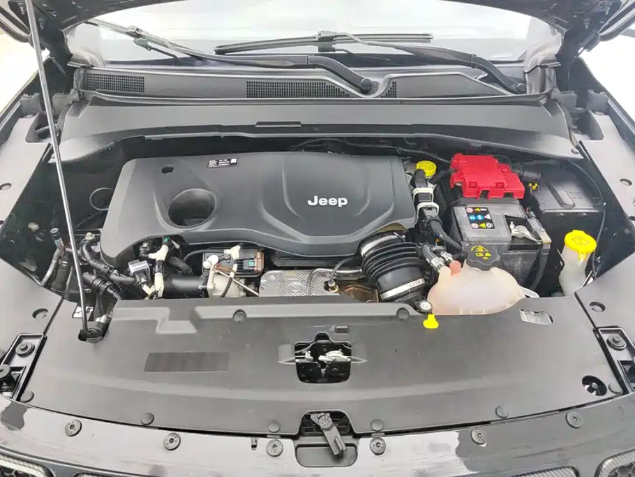 Jeep Compass — миниатюра 10