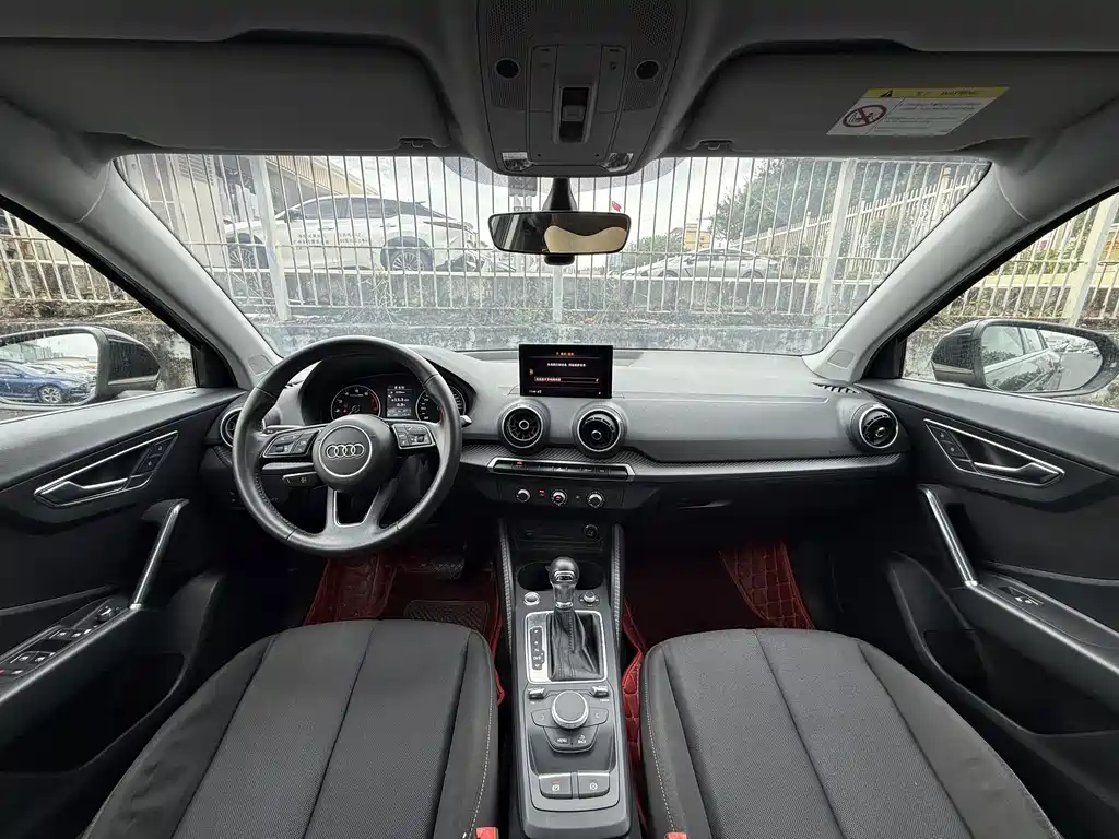 Audi Q2L — миниатюра 12