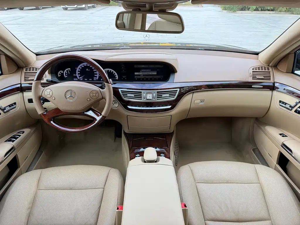 Mercedes-Benz S-Class — миниатюра 10