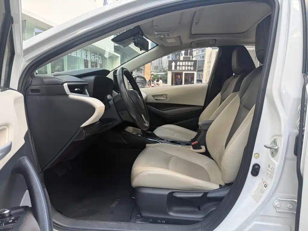 Toyota Corolla — миниатюра 8