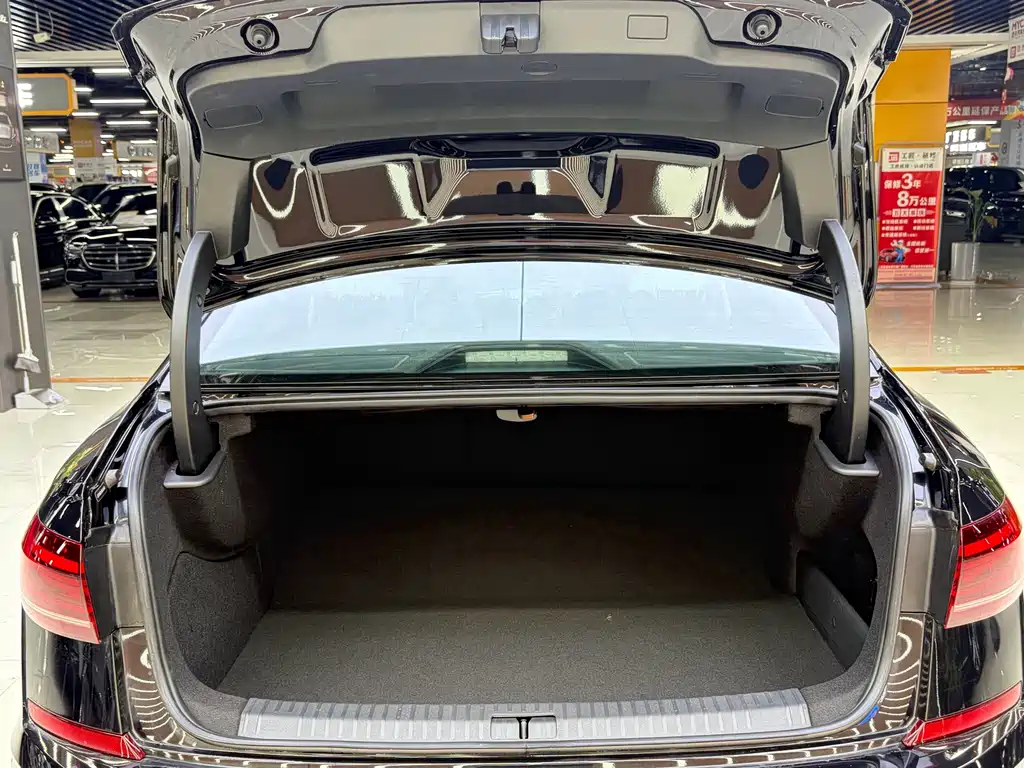 Volkswagen Passat 2025 430PHEV