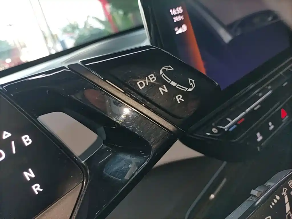 Volkswagen ID.3 — миниатюра 14