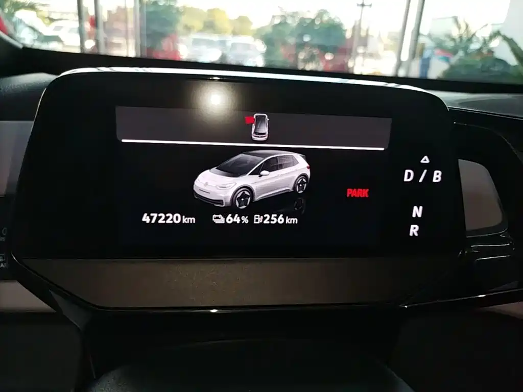 Volkswagen ID.3 — миниатюра 12
