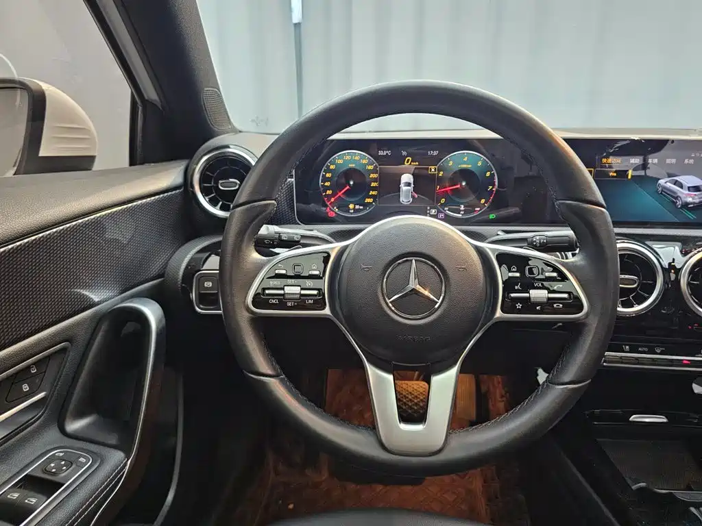 Mercedes-Benz A-Class (Import) — миниатюра 10