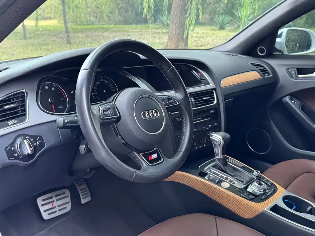 Audi A4L — миниатюра 9