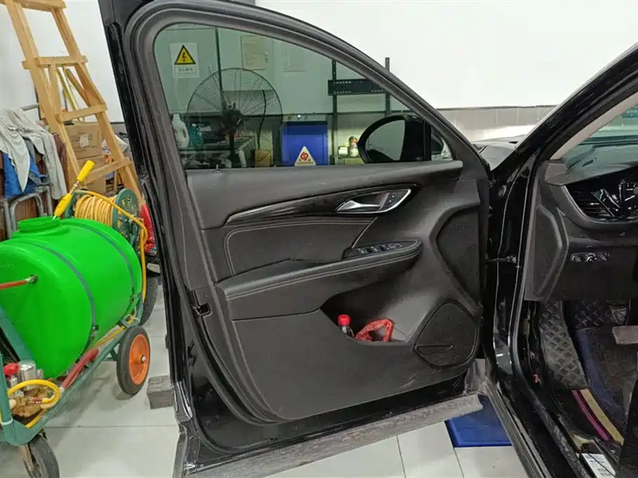 Buick Envision Plus Plus 2022 Plus 552T мест Luxury