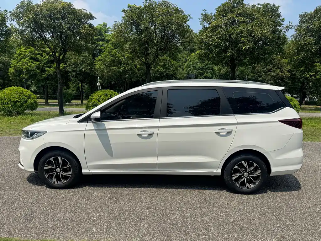 Baojun 360 — миниатюра 5