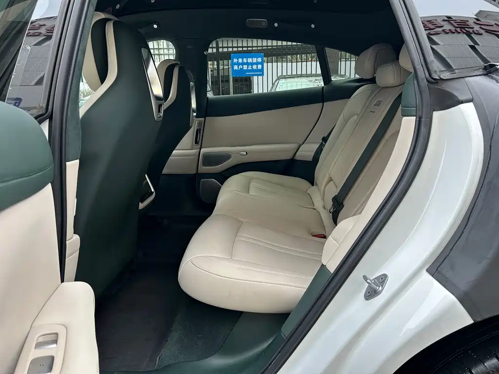 XIAOMI CAR XIAOMI YU7